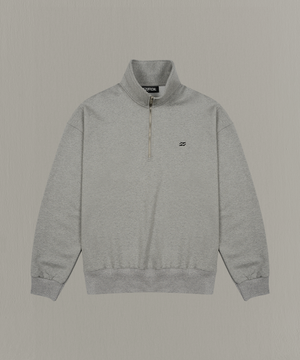 에센셜 하프집업 스웻셔츠 23SW07