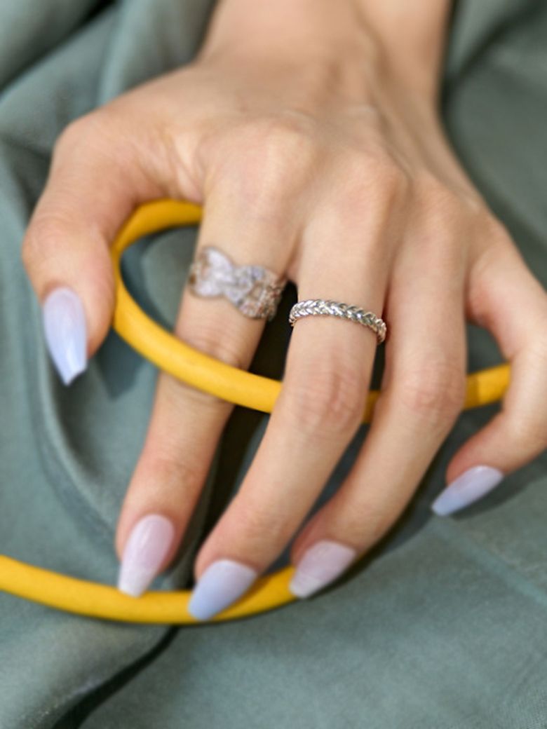 Chain simple ring