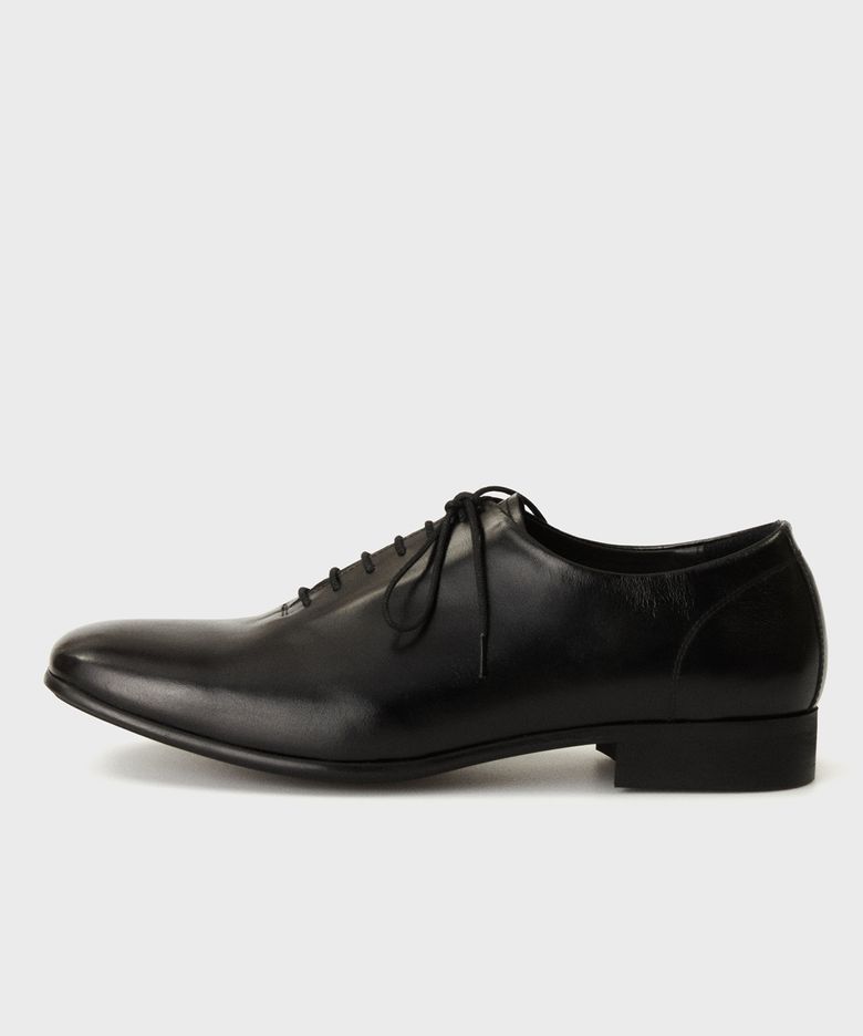 PINA BLACK