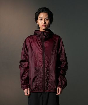 ESSENTIAL GEOMETRY WINDBREAKER [BURGUNDY]