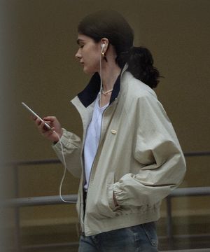 High neck bomber jumper_Beige