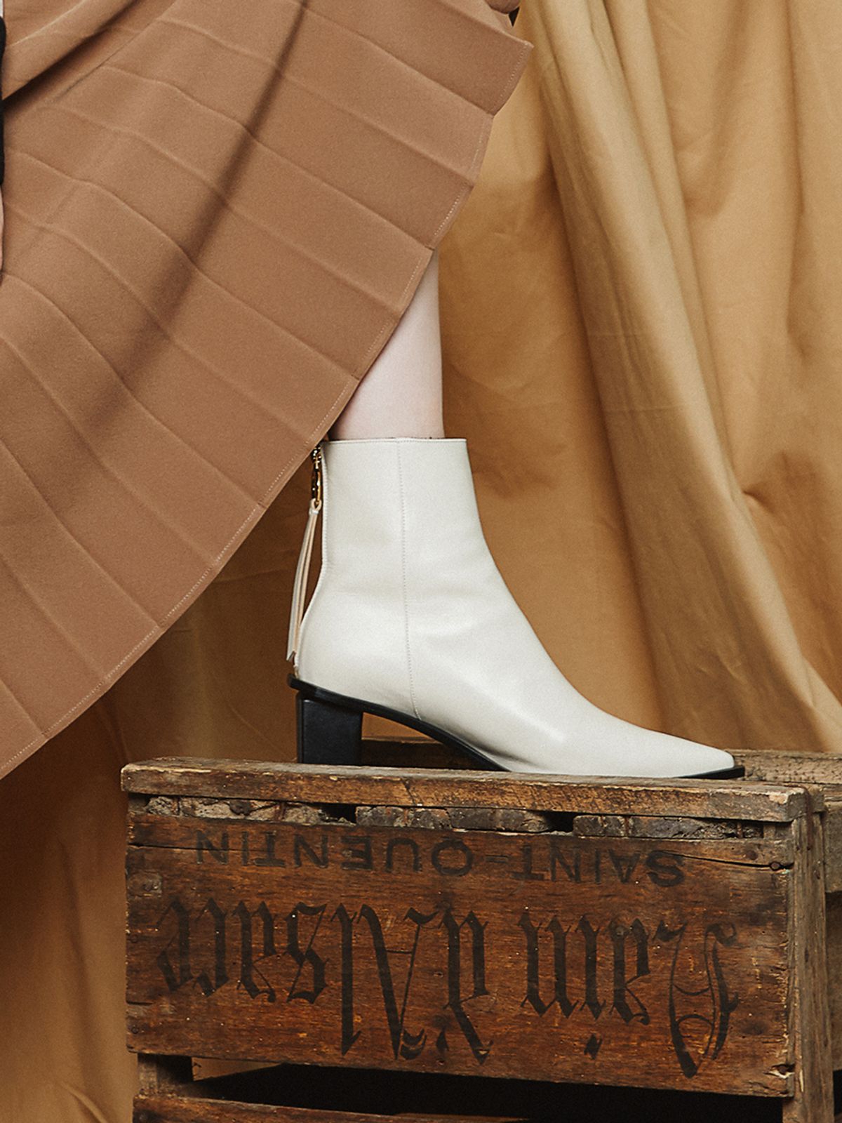 꼼므지(COMMEGEE) [BLACK LABEL] Basic Boots / CG1031IV