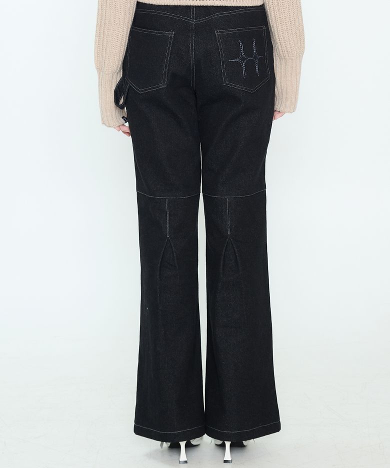 CH TUCK BOOTSCUT PANTS(BLACK)