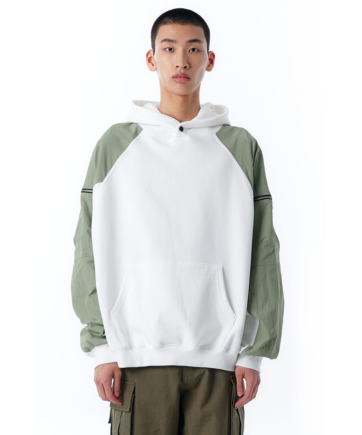 오픈야드(오와이)(OPENYARD(OY)) PANEL CONTRAST POCKET HOODIE-WHITE