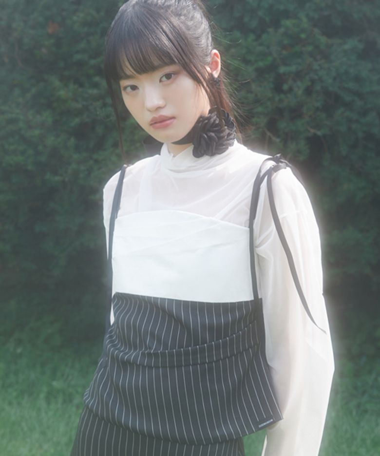 ZIPPER SLIM TOP (BLACK)