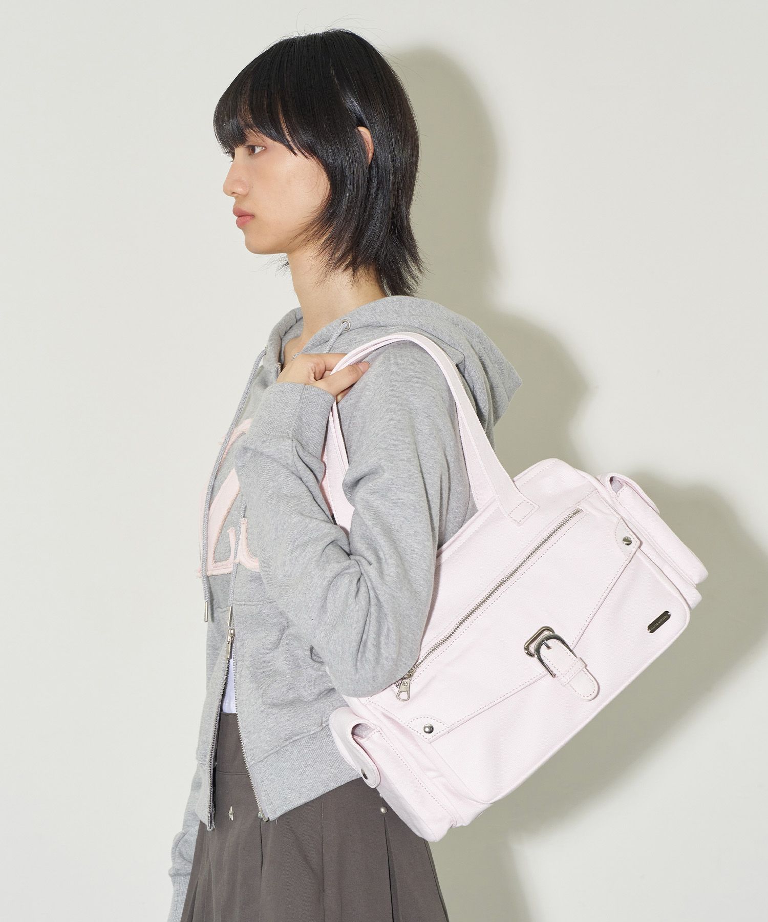 MUSINSA | ILLIGO Essential Pocket Bag Pink