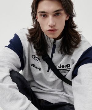 체로키 레이싱 배색 반넥 맨투맨 (JP5TSU837MW)