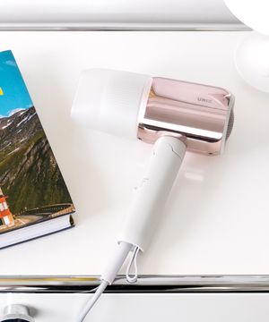 이온에센셜케어 접이식 드라이기 UN-B3021