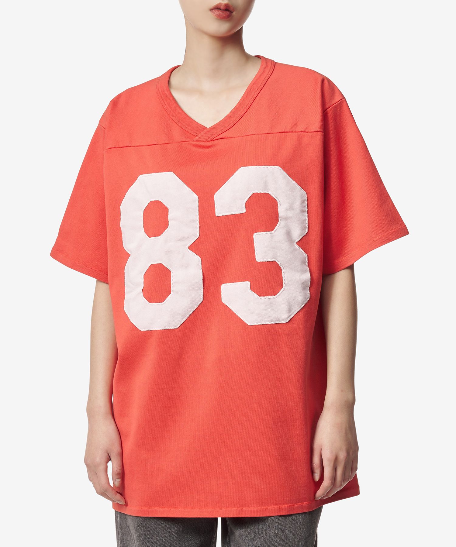 ■ERL■ Football 83 Embroidered V-Neck Short Sleeve T-Shirt MUSINSA | ERL Football 83 Embroidery V-neck Short-sleeved T