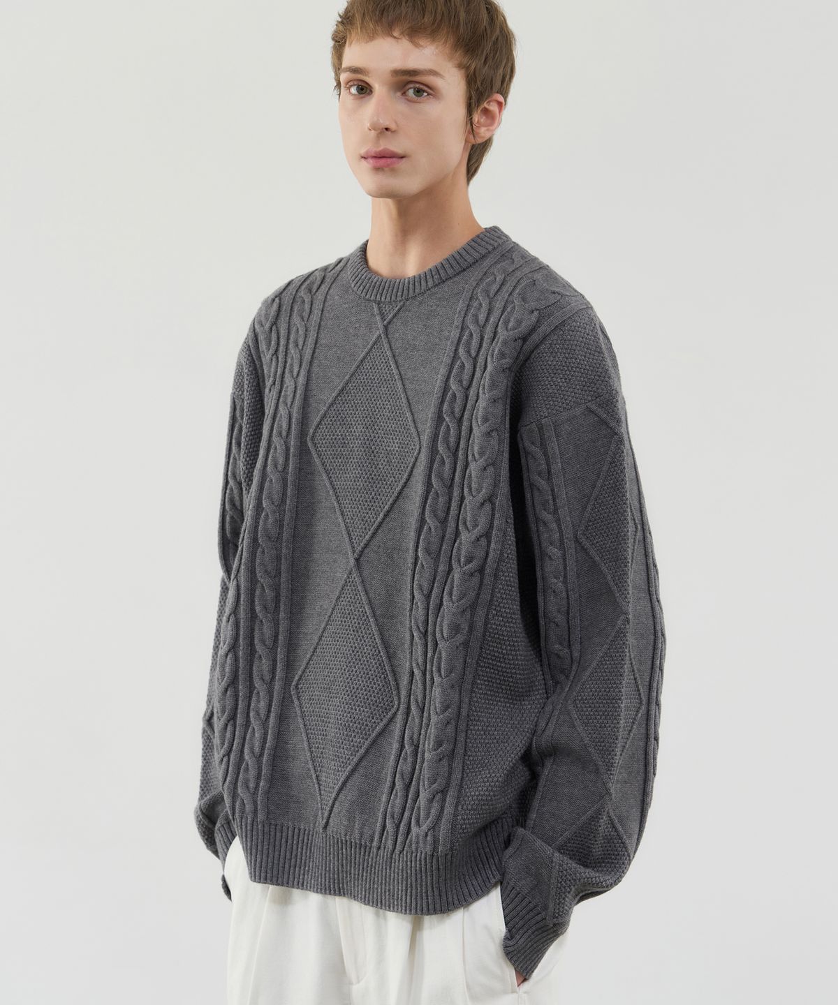 드로우핏(DRAW FIT) 소프트 PBT 케이블 크루넥 니트 [GREY]