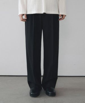 릴렉스드 투 턱 와이드 슬랙스 [BLACK]