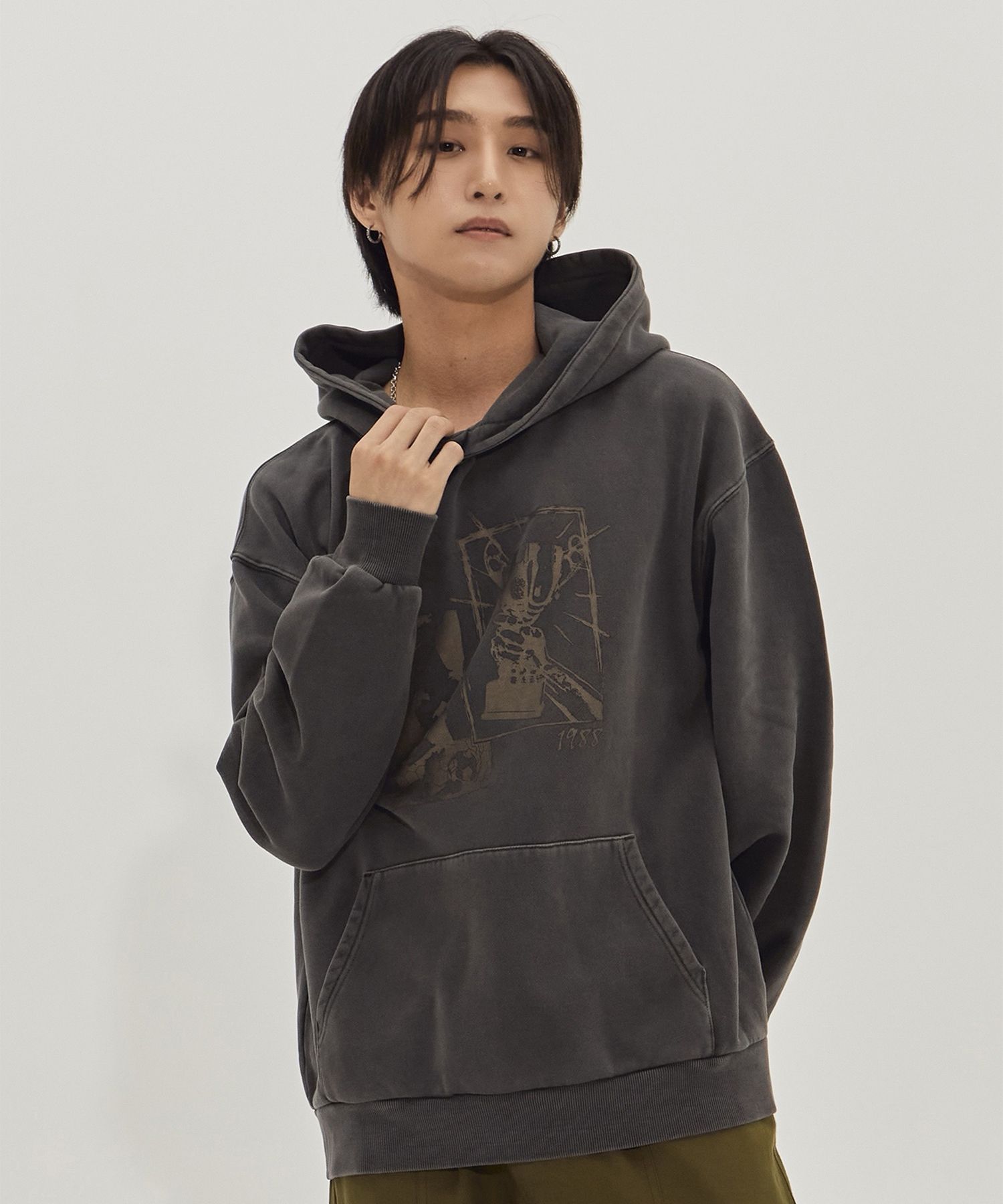 BORN CHAMPS★CHMPS TROPHY PIGMENT HOODIE B23FT13 MUSINSA | BORN CHAMPS CHMPS Trophy Pigmented Hooded