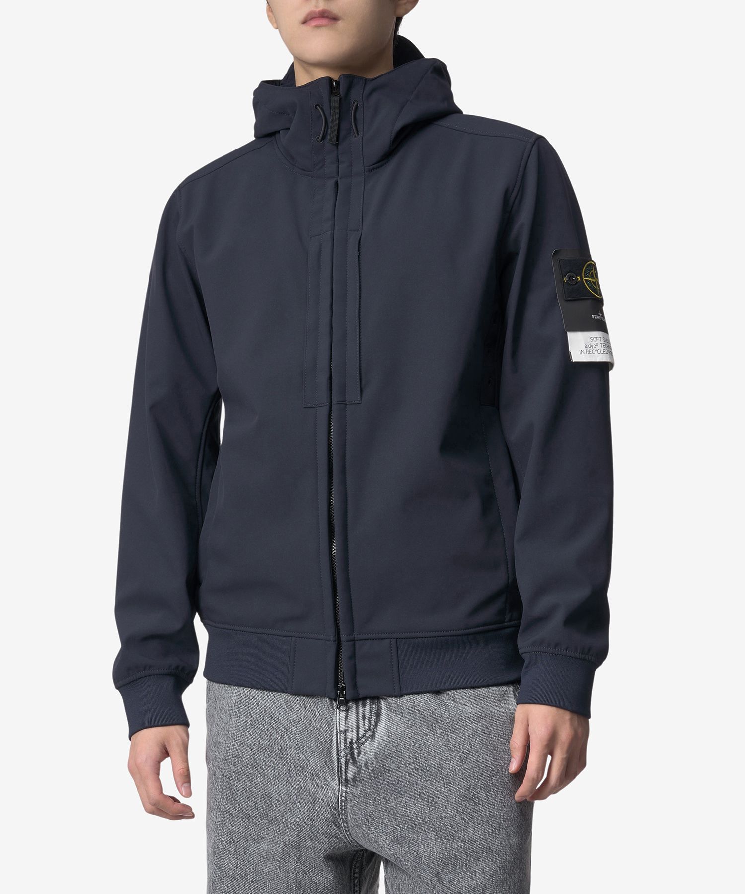MUSINSA公式 | STONE ISLAND Men's Waffen Patch Soft Shell Hooded