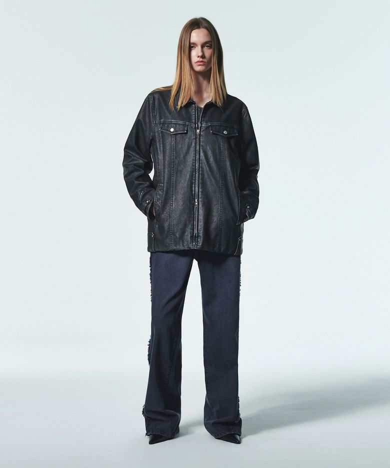 CURVED DYING JEANS [NAVY]