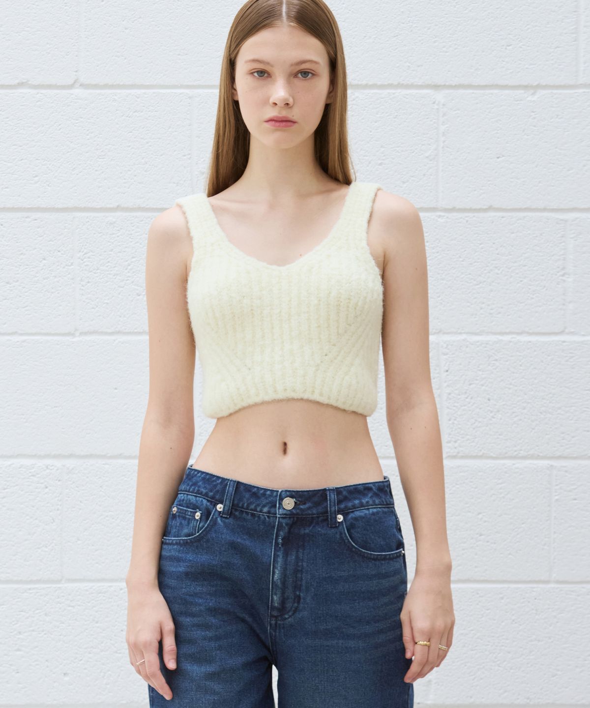 드로우핏 우먼(DRAWFIT WOMEN) 헤어리 울 니트 뷔스티에 탑 [CREAM]