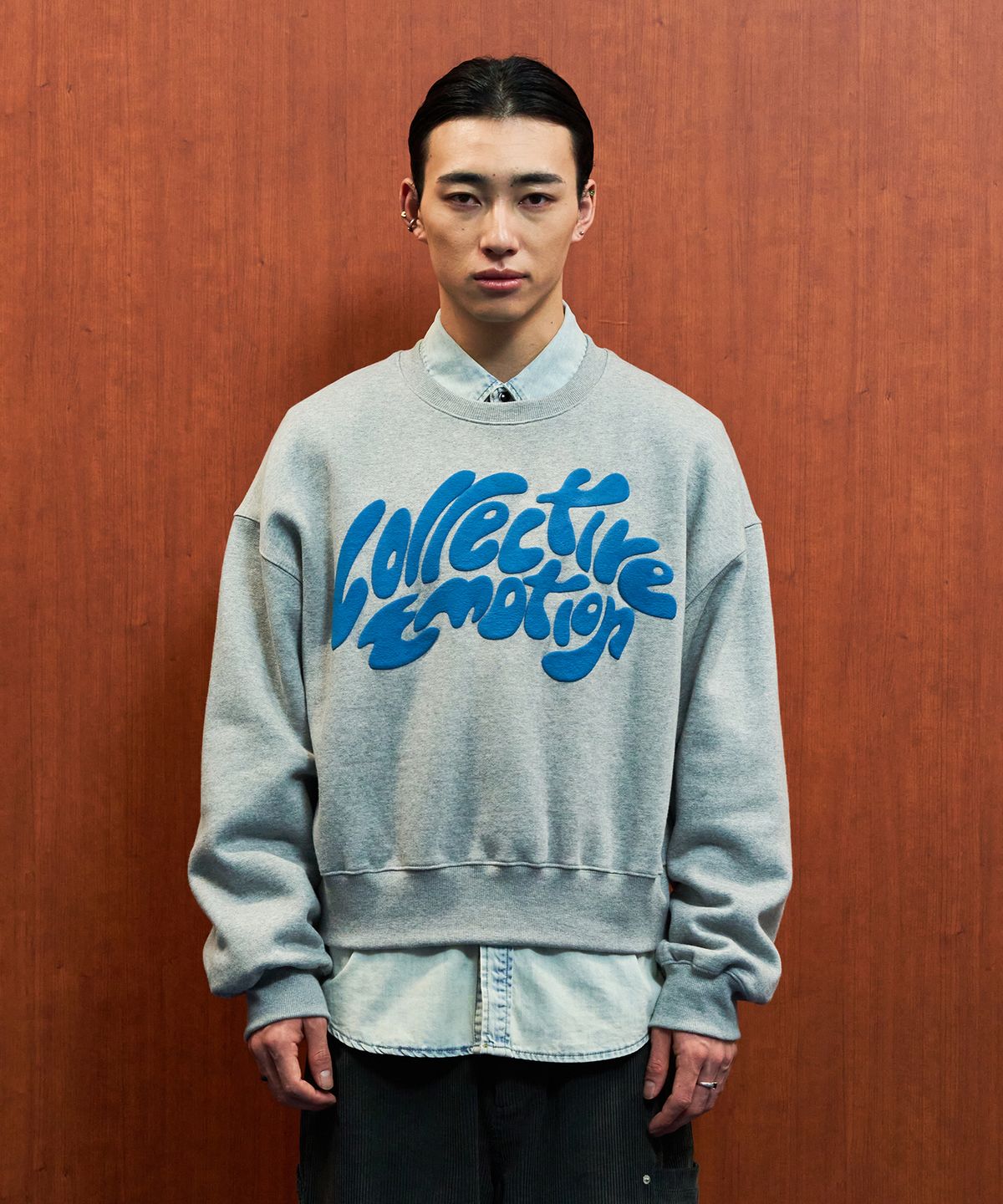 더블유엠씨(WMC) 콜렉티브 엠보 스웨트_GREY