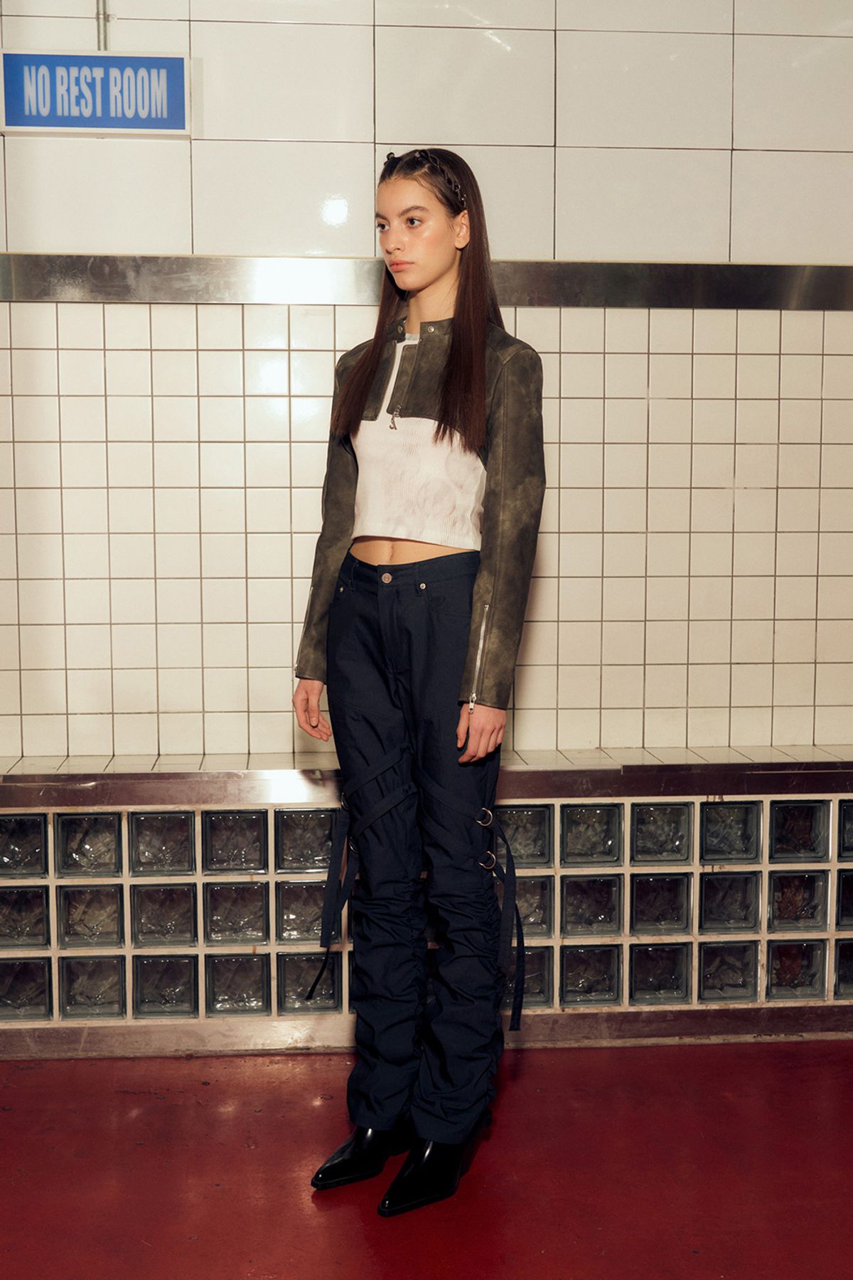 애프터아워즈(AFTERHOURS) DETACHABLE STRAP SHIRRING PANTS (INDIGO BLUE)
