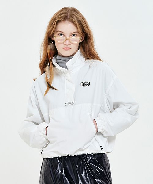 MUSINSA | KIRSH Uni Logo Wappen Anorak [White]