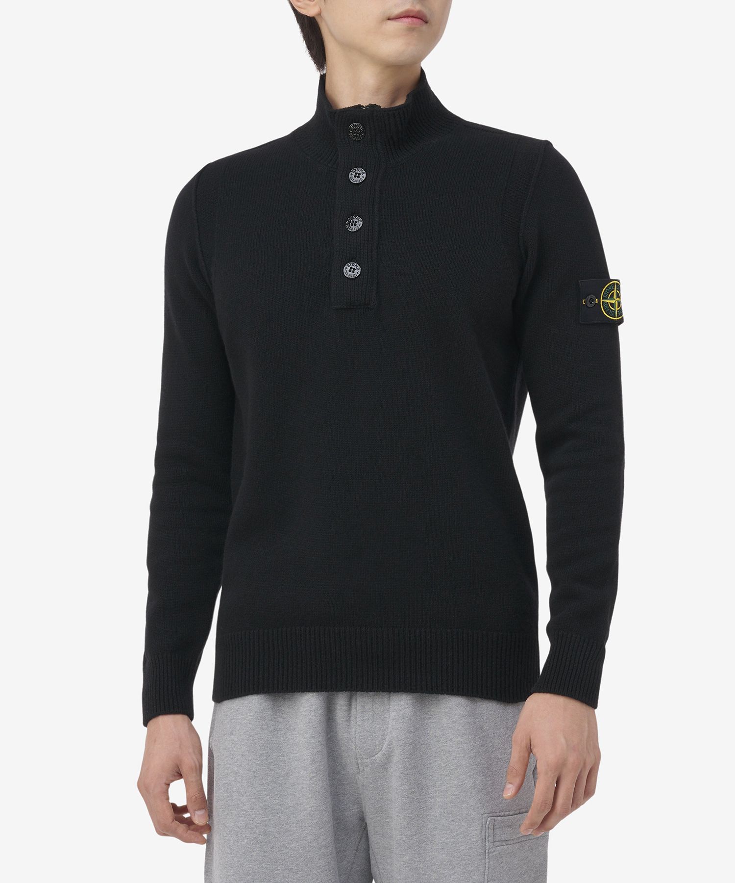 MUSINSA公式 | STONE ISLAND 男性ワッペンパッチハイネックハーフ 