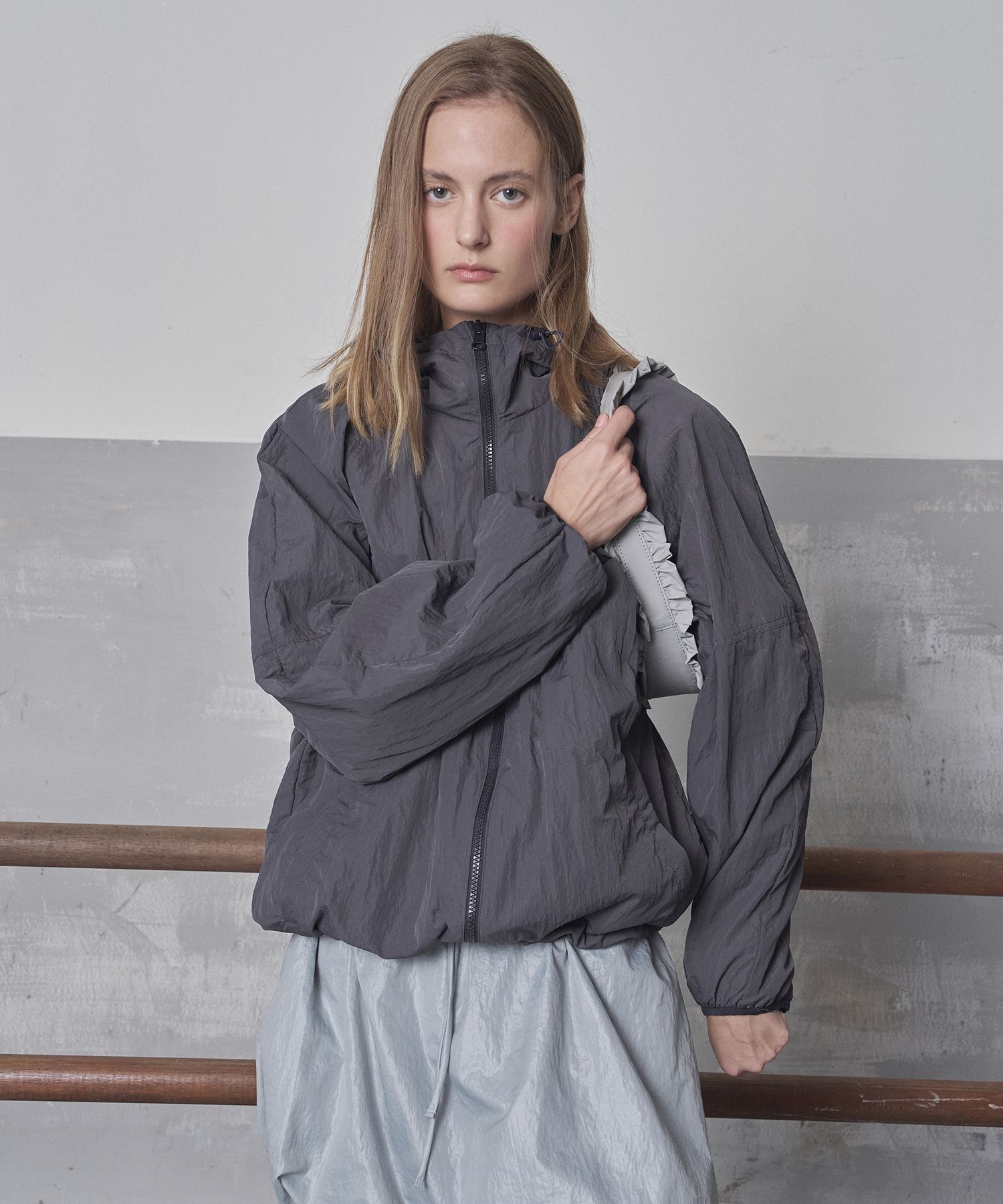 MUSINSA | GROVE GRVR SPORTS_Reversible Jumper_CHARCOAL