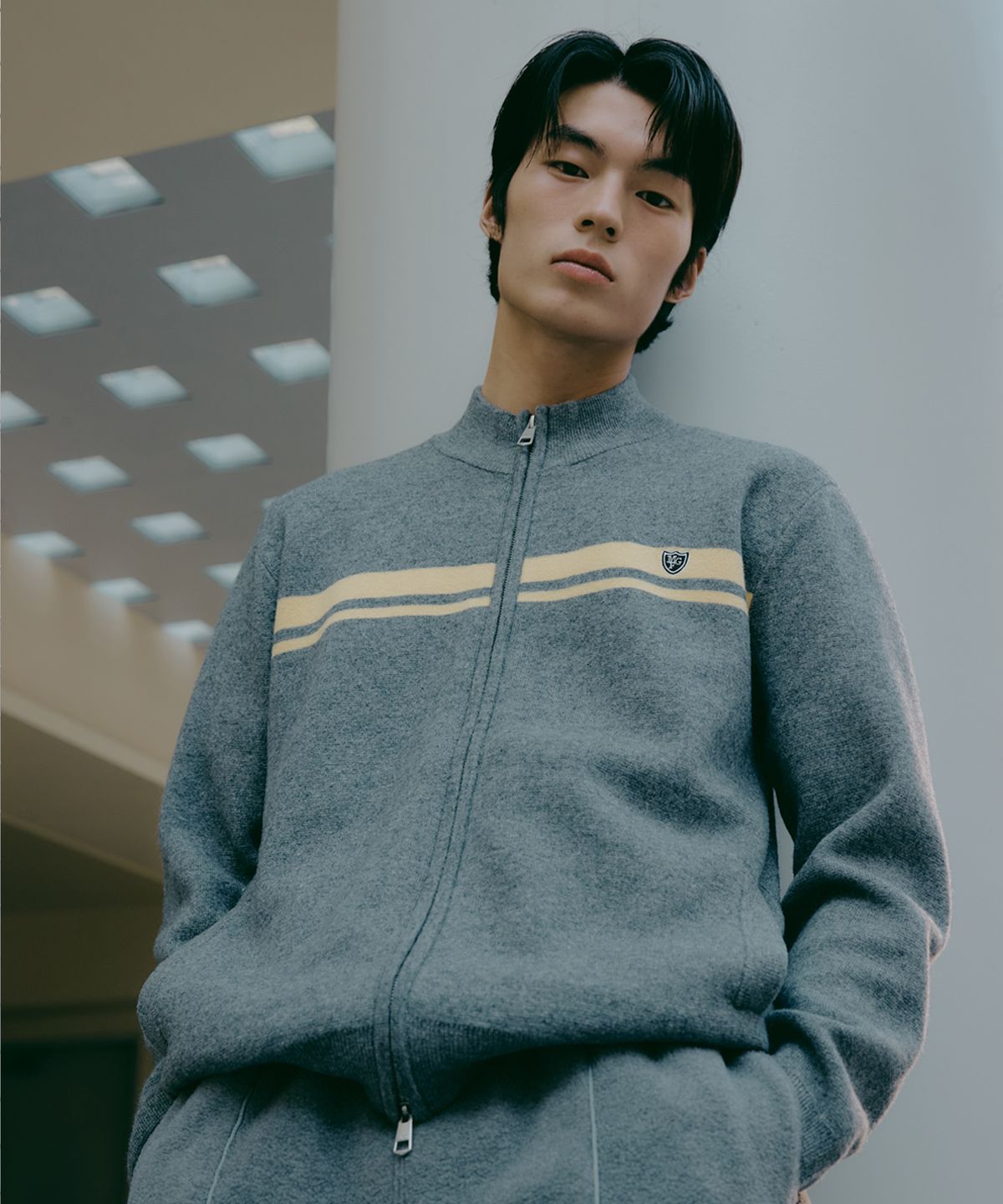 마리떼 스포츠(MARITHÉ SPORT) MOUVEMENT LINE POINT ZIPUP CARDIGAN gray