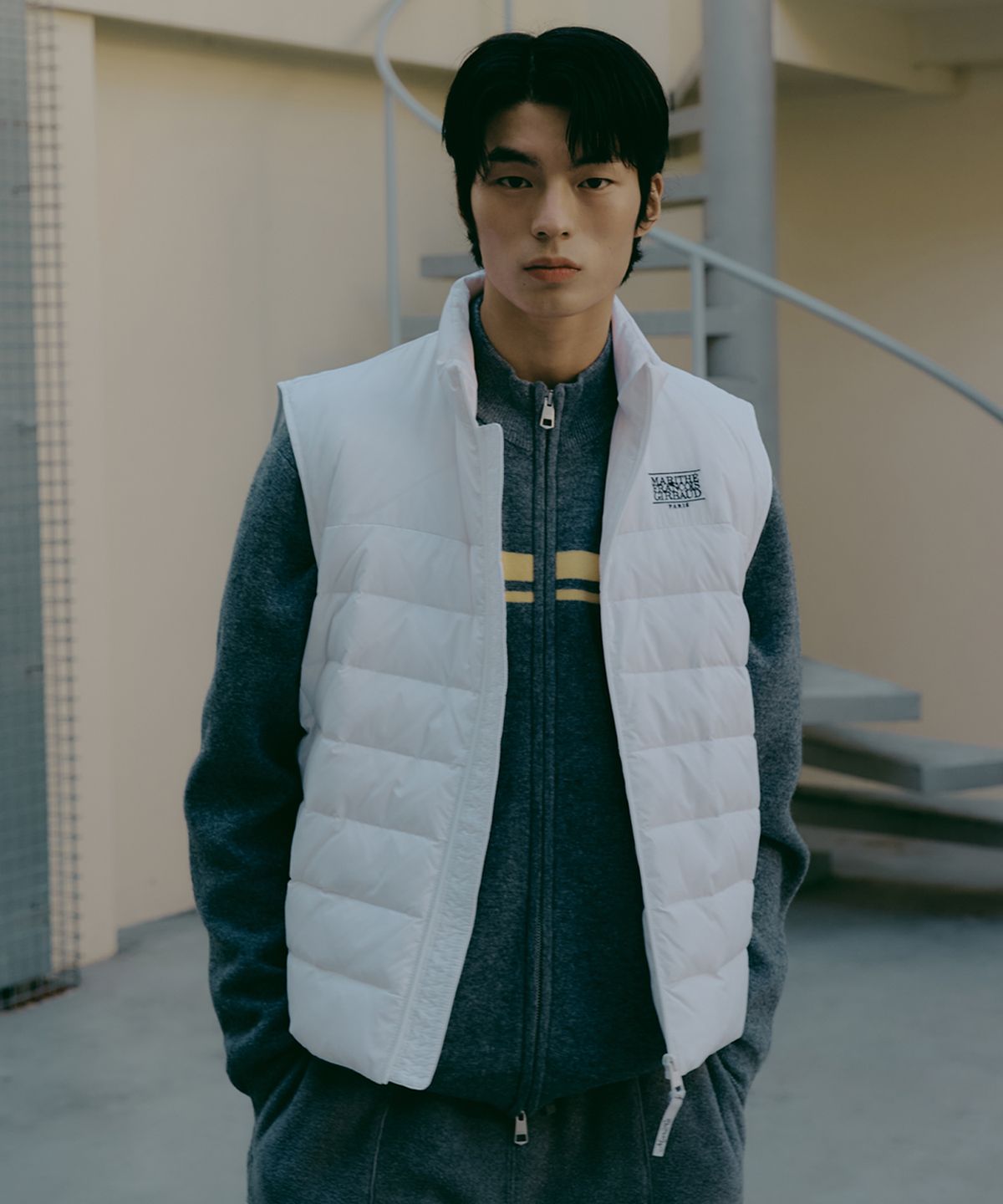 마리떼 스포츠(MARITHÉ SPORT) MOUVEMENT LIGHT WEIGHT PADDED VEST white