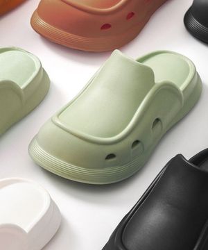 스퀘어 클로그 방수 슬리퍼