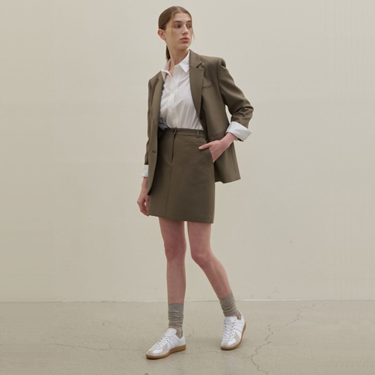 아틀리에 나인(ATELIER NAIN) 루엘 셋업 클래식 스커트(SK-4819)