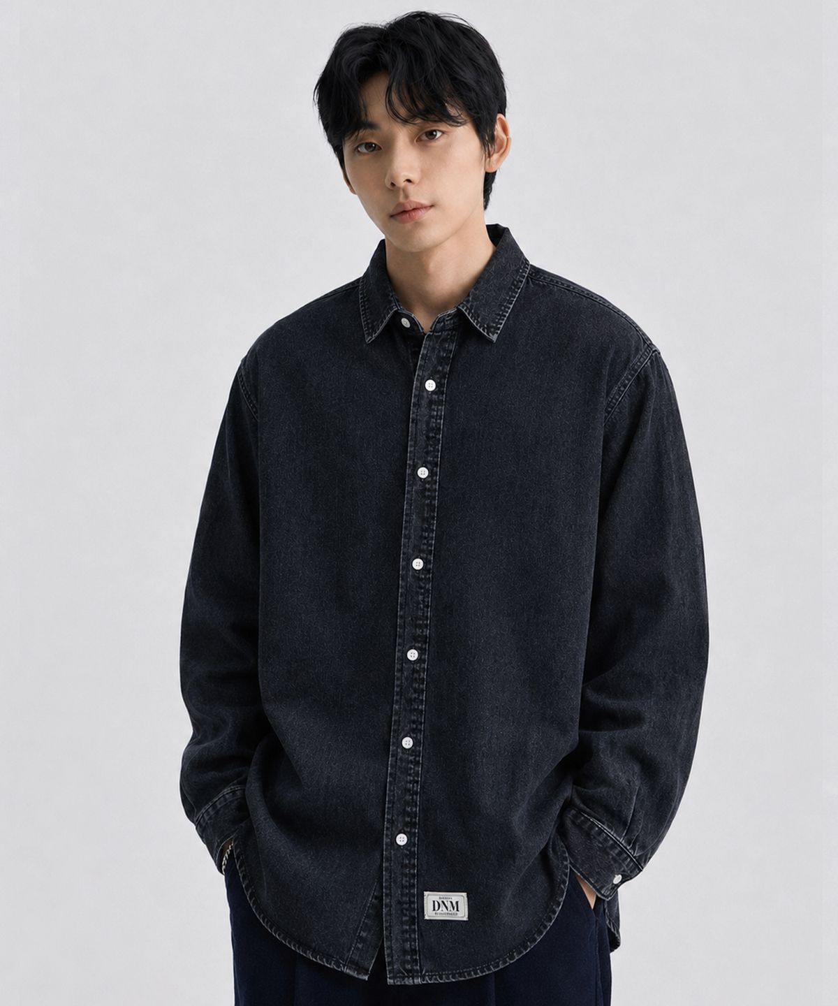 디 그랜드 마틴(DE GRAND MATIN) OVER FIT LOGO DENIM SHIRT_BLACK