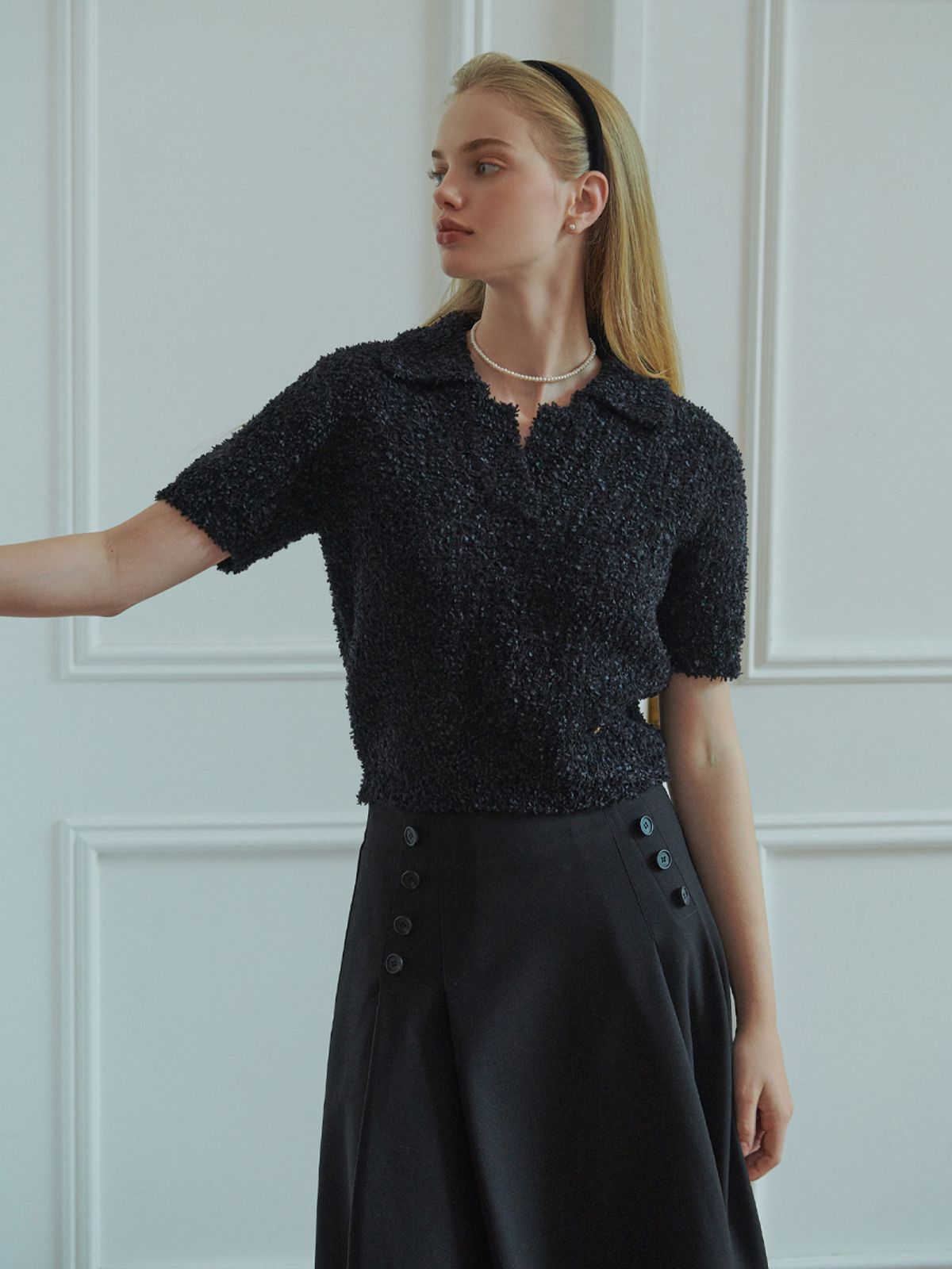 리엘(RE L) Pear open collar knit (black)