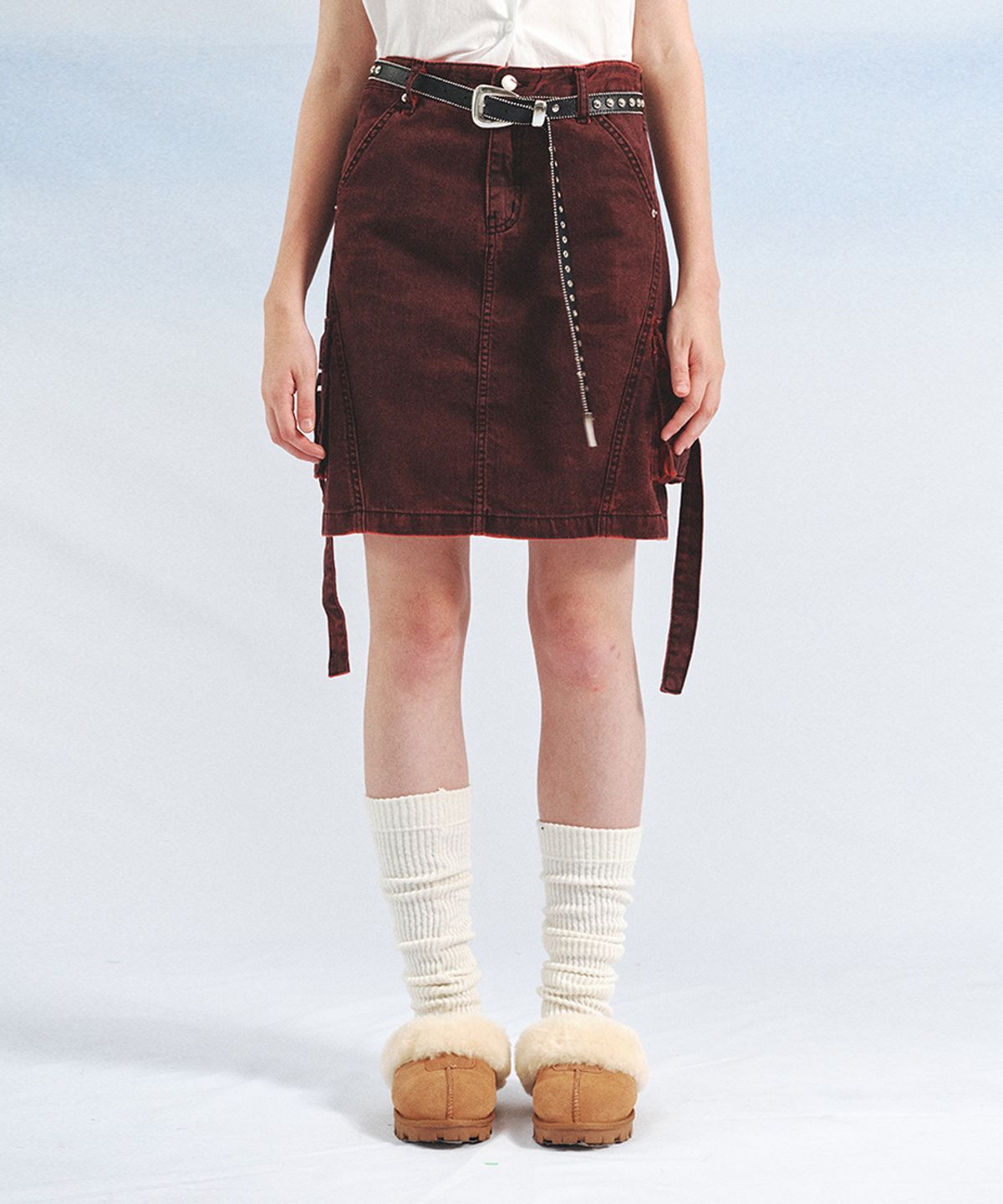 메인부스(MAINBOOTH) Wild Cargo Denim Skirt(VINTAGE RED)