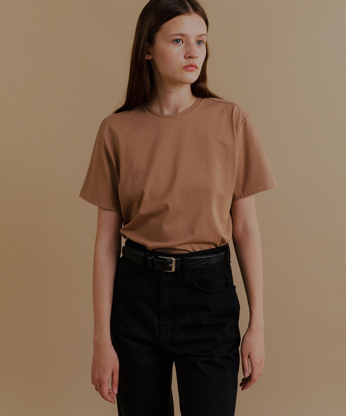 노티아(NOTIA) SILKET HALF T-SHIRTS-BROWN