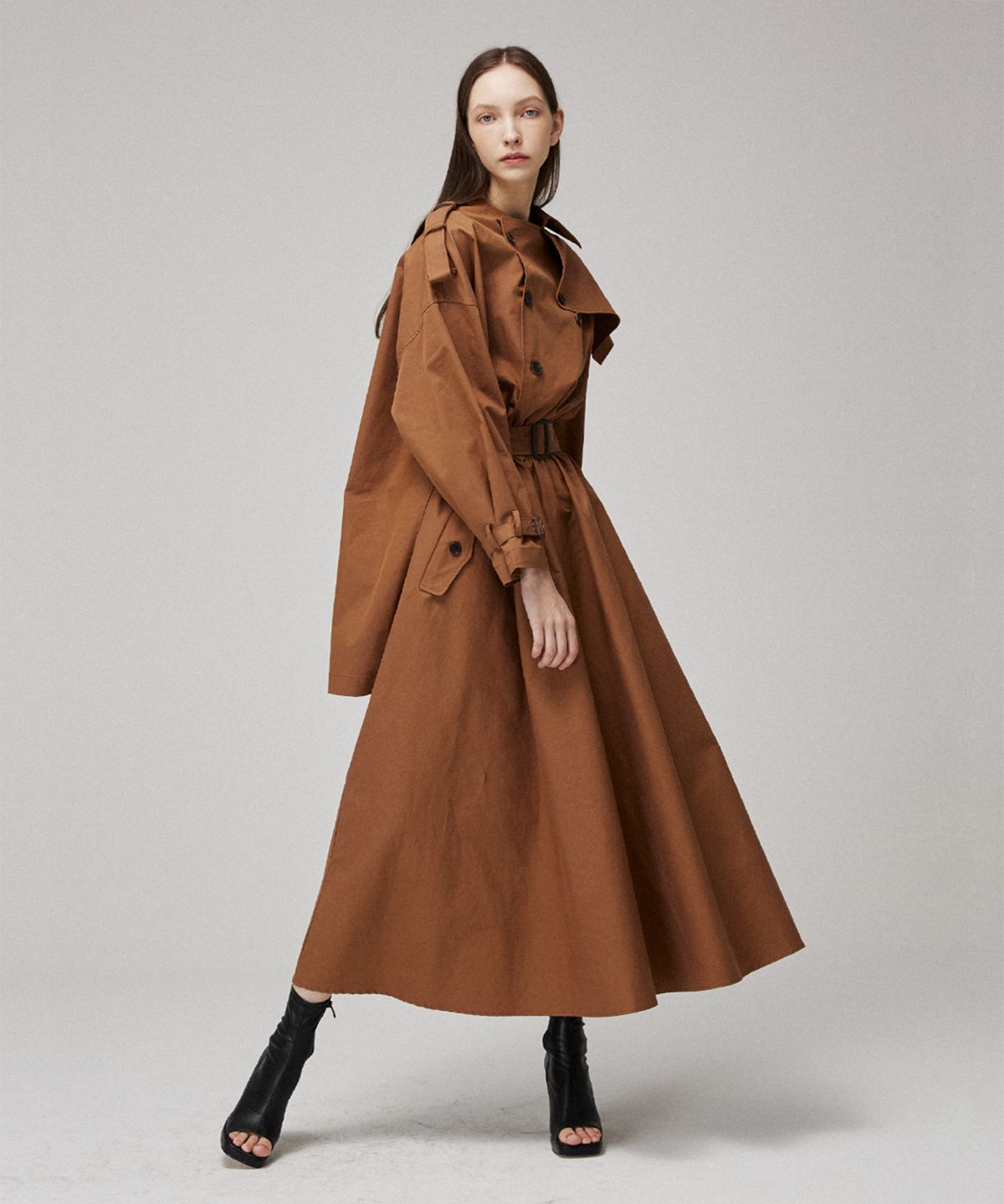 므아므(MMAM) Signature trench coat dress