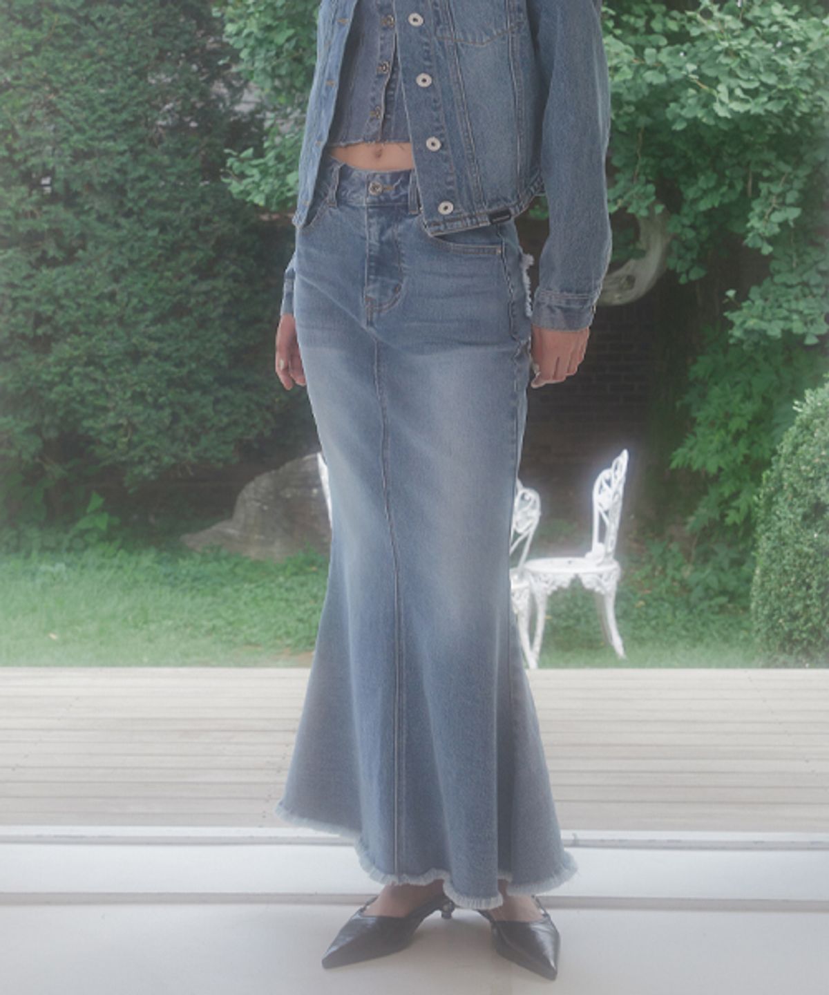 지제뮤지엄(ZIZEMUSEUM) DENIM MERMAID LONG SKIRT (BLUE)
