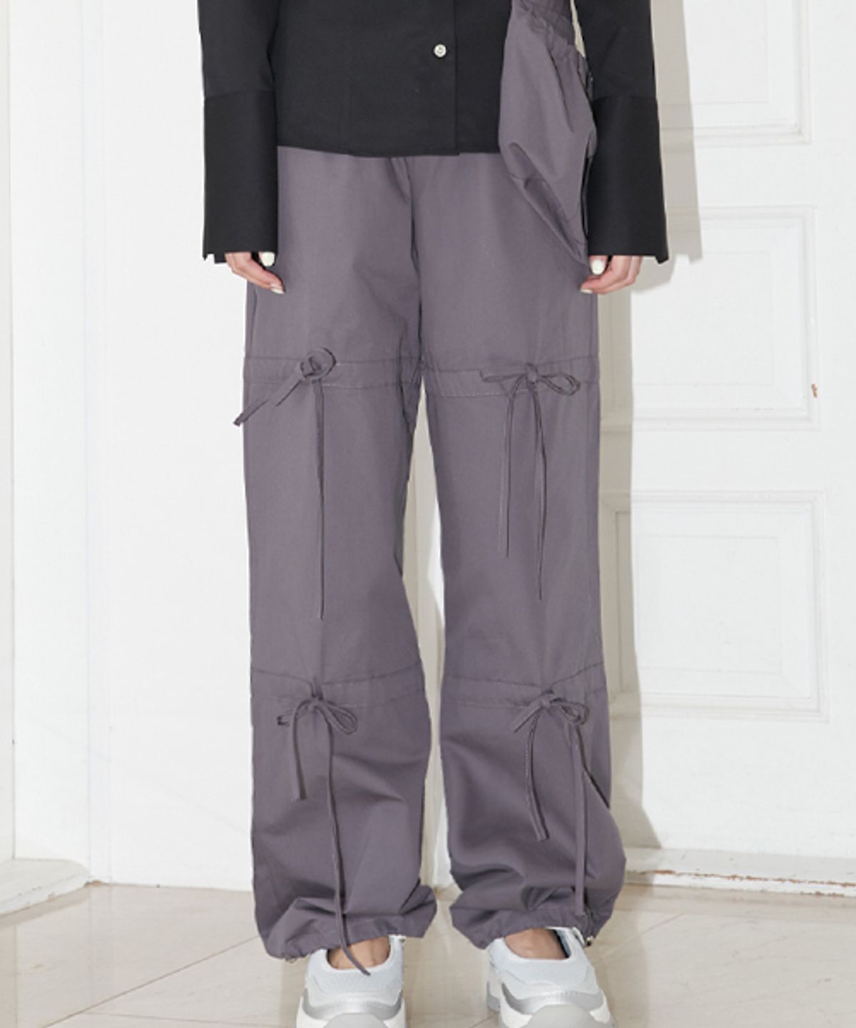 지제뮤지엄(ZIZEMUSEUM) RIBBON STRING PANTS .WITH BAG (CHARCOAL)