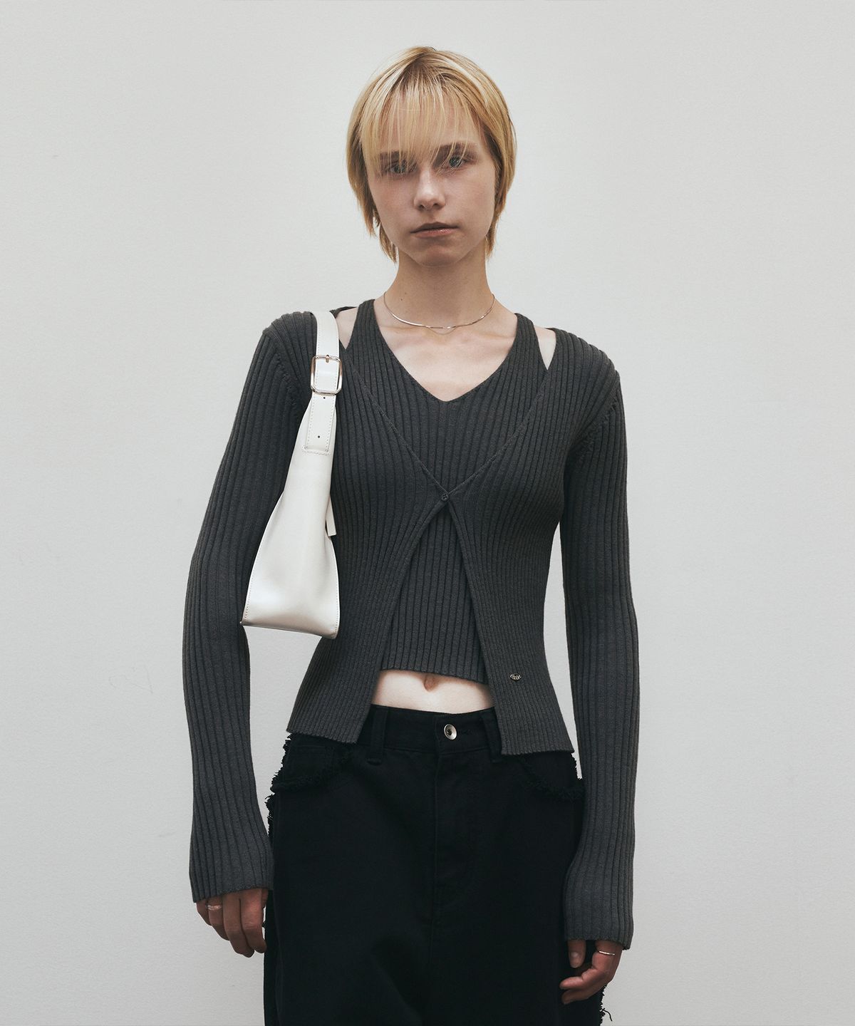 니브(NEEV) Cut Out Ribbed One Button Cardigan (Charcoal)