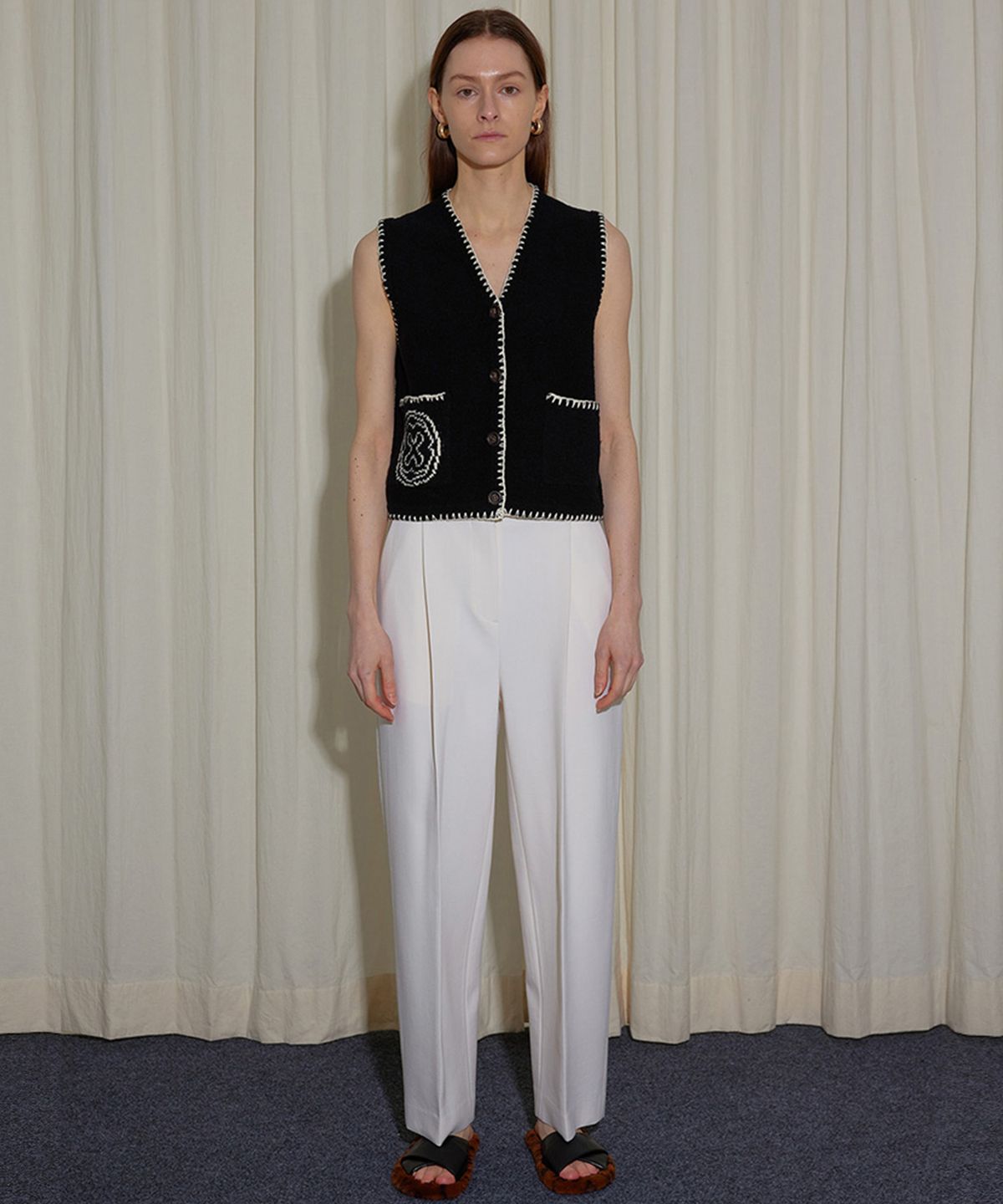 엔오르(EN OR) STRAIGHT WOOL TUCK PANTS - IVORY