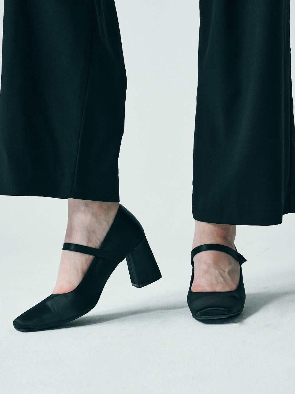 ドレスシューズ・革靴・ビジネスシューズ ^SALT&CHOCOLATE^ Square toe mary jane satin pumps 412331002 MUSINSA | SALT AND CHOCOLATE Square toe Mary Jane satin