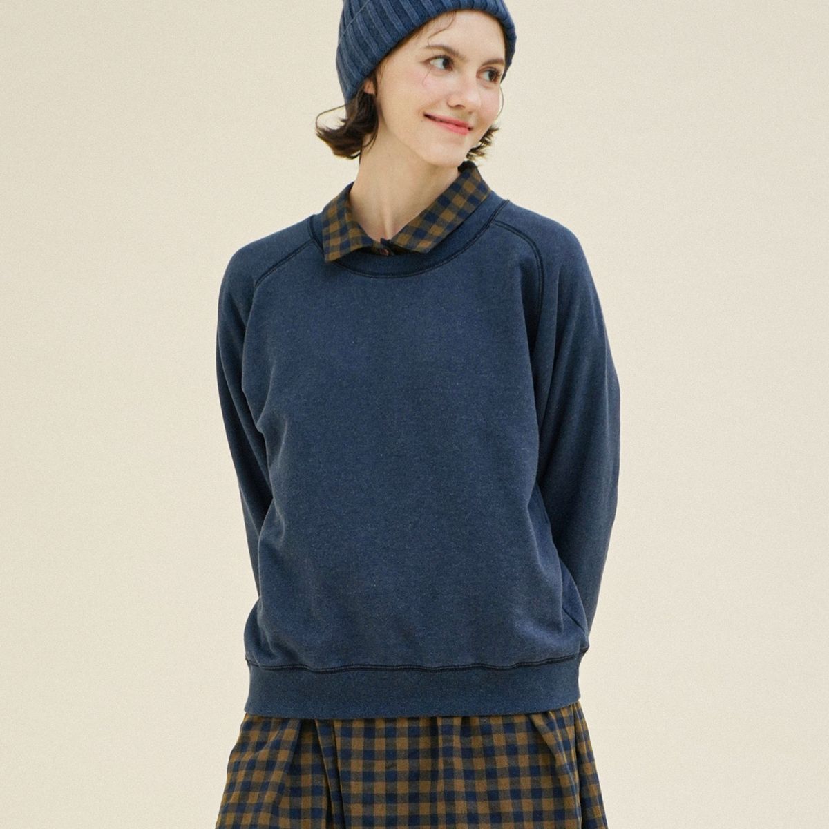 치키타(CHIQUITA) 래글런 맨투맨 (코튼) 네이비 233601SNV
