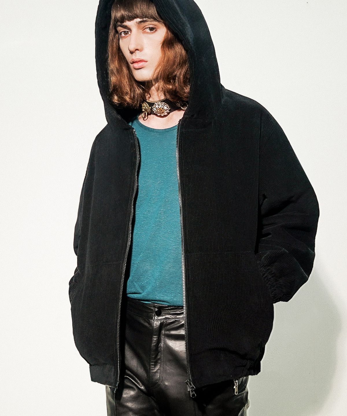 언티지(UNTAGE) 코듀로이 오버사이즈 집업 후드 자켓[Black(UNISEX)]_UTO-FH91