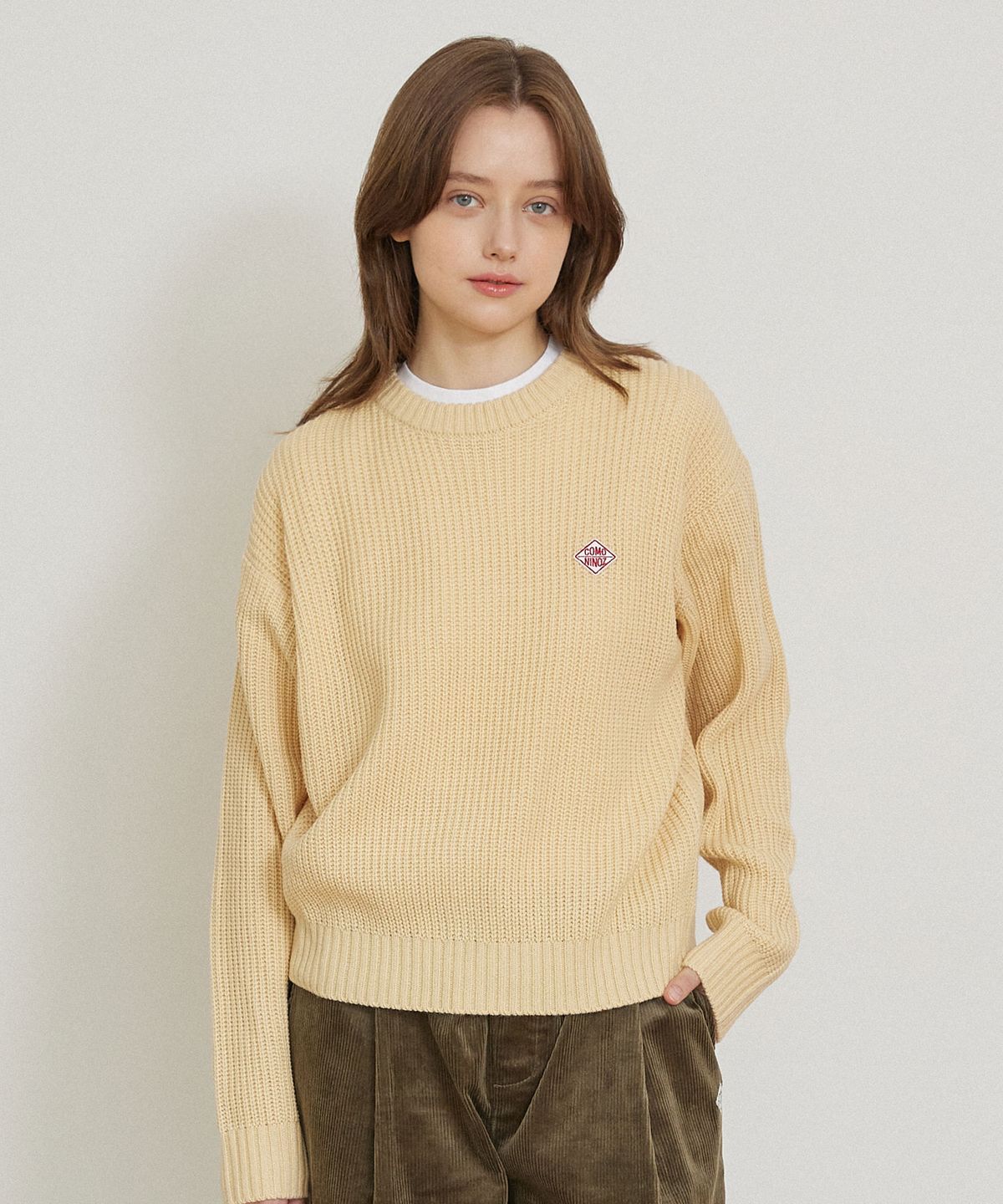 꼬모니노즈(COMONINOZ) BASIC CREW NECK KNIT [CREAM]