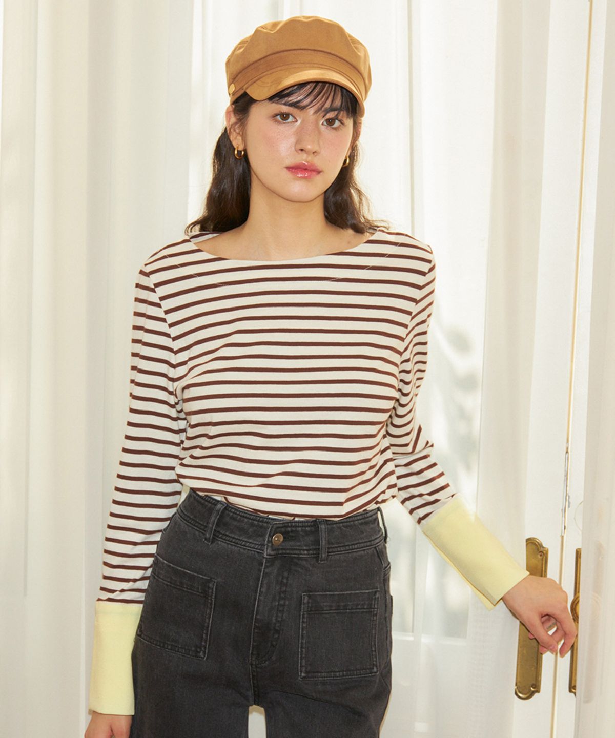 살롱 드 욘(SALON DE YOHN) Stripe Cuffs T_ Brown
