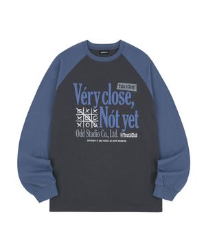 베리클로즈 래글런 오버핏 롱 슬리브 - CHARCOAL/BLUE