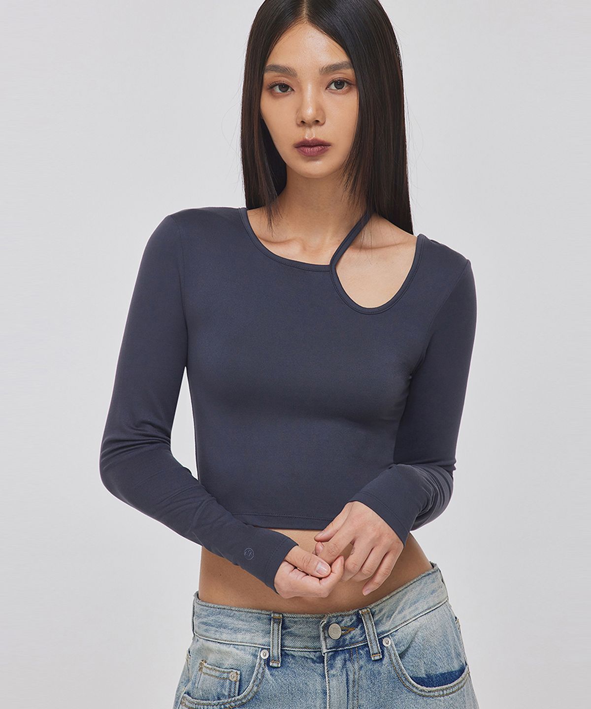 탑걸(TOPGIRL) COLLARBONE CUTOUT LONG SLEEVE TOP_T326TP102