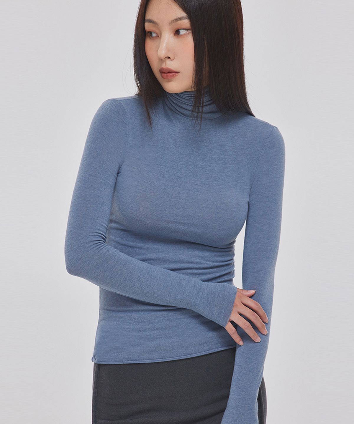 탑걸(TOPGIRL) CUT EDGE TURTLE NECK LONG SLEEVE TOP_T326TP118