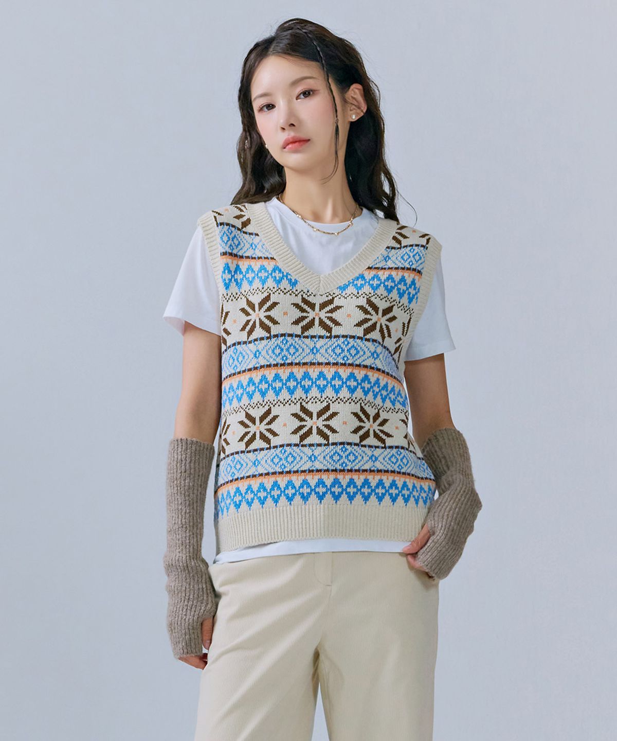 체이스컬트(CHASECULT) 여성 V-NECK 패턴 베스트-CFRG7373C05