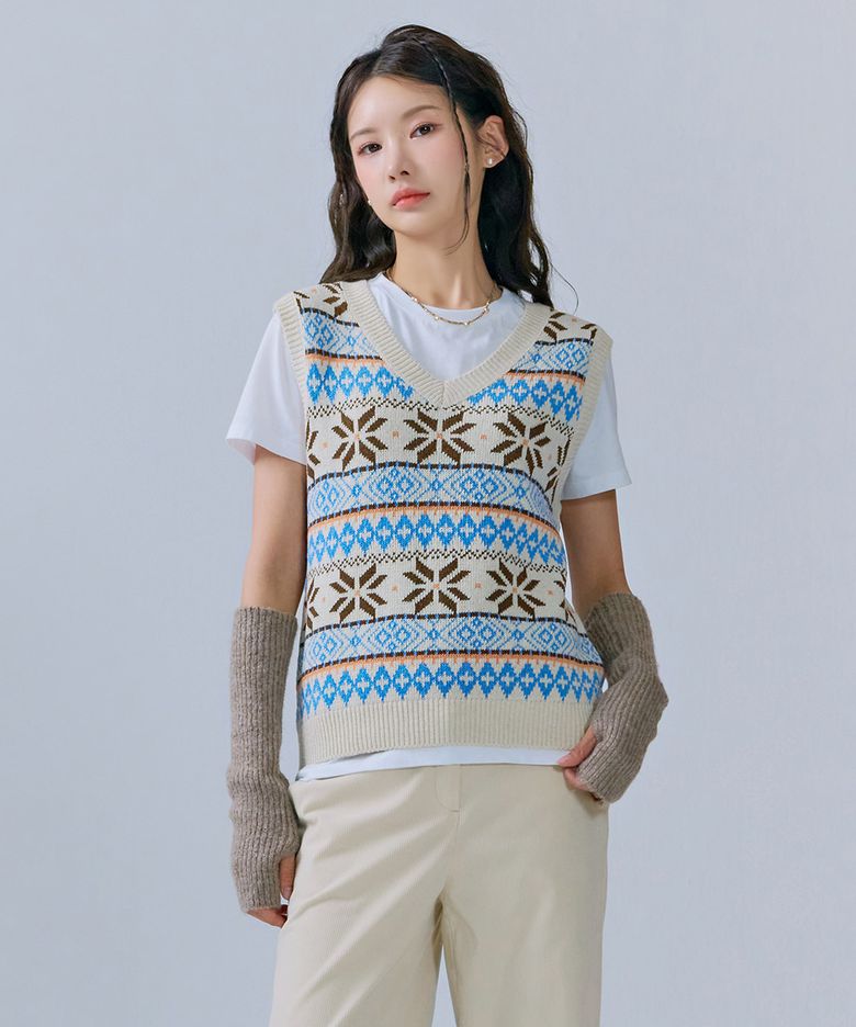 여성 V-NECK 패턴 베스트-CFRG7373C05