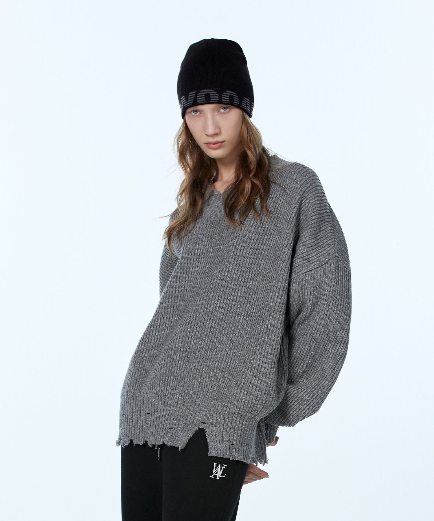 MUSINSA公式 | WOOALONG V-neck damage knit - GREY
