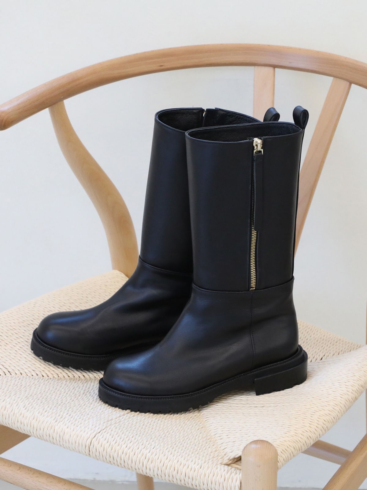 꼼므지(COMMEGEE) Side Pointed Boots / CG1045BK