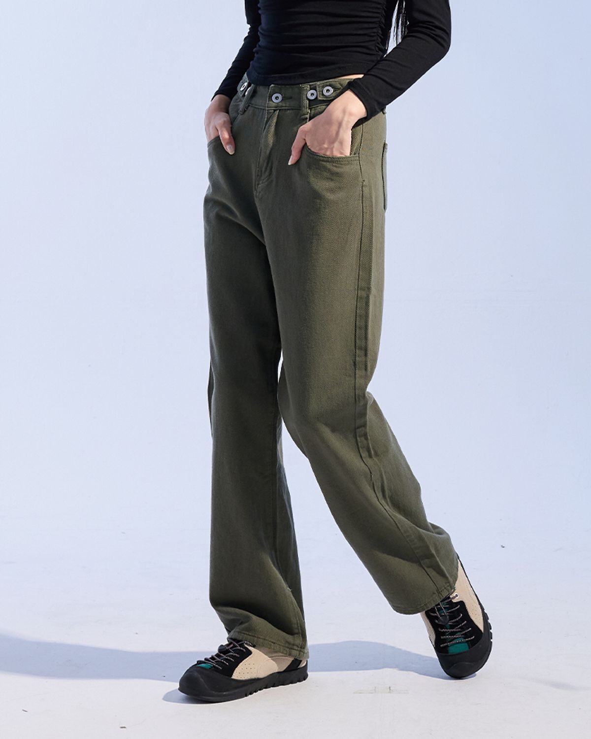 모아(MOAA) 데일리 루즈핏 코튼 트라우저 (KHAKI)